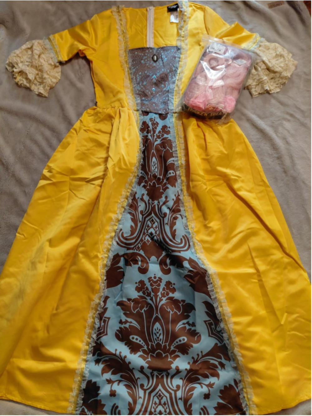 Royal Court Marie Antoinette Ball Gown Halloween Costume & Dollskill Wig Sm/Med